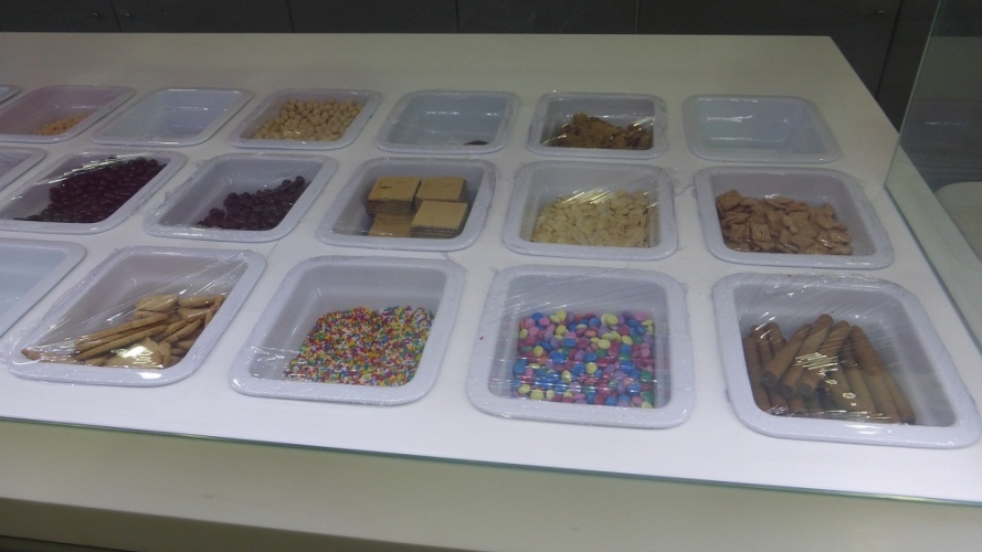 Toppings display cases