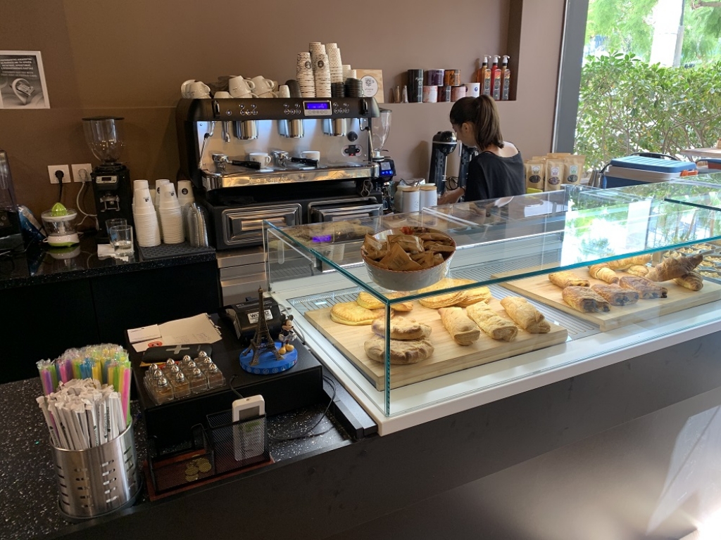 Snack & Coffee Bar Shop Fitting