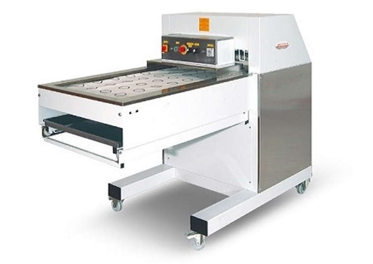 Makinë automatike e derdhur