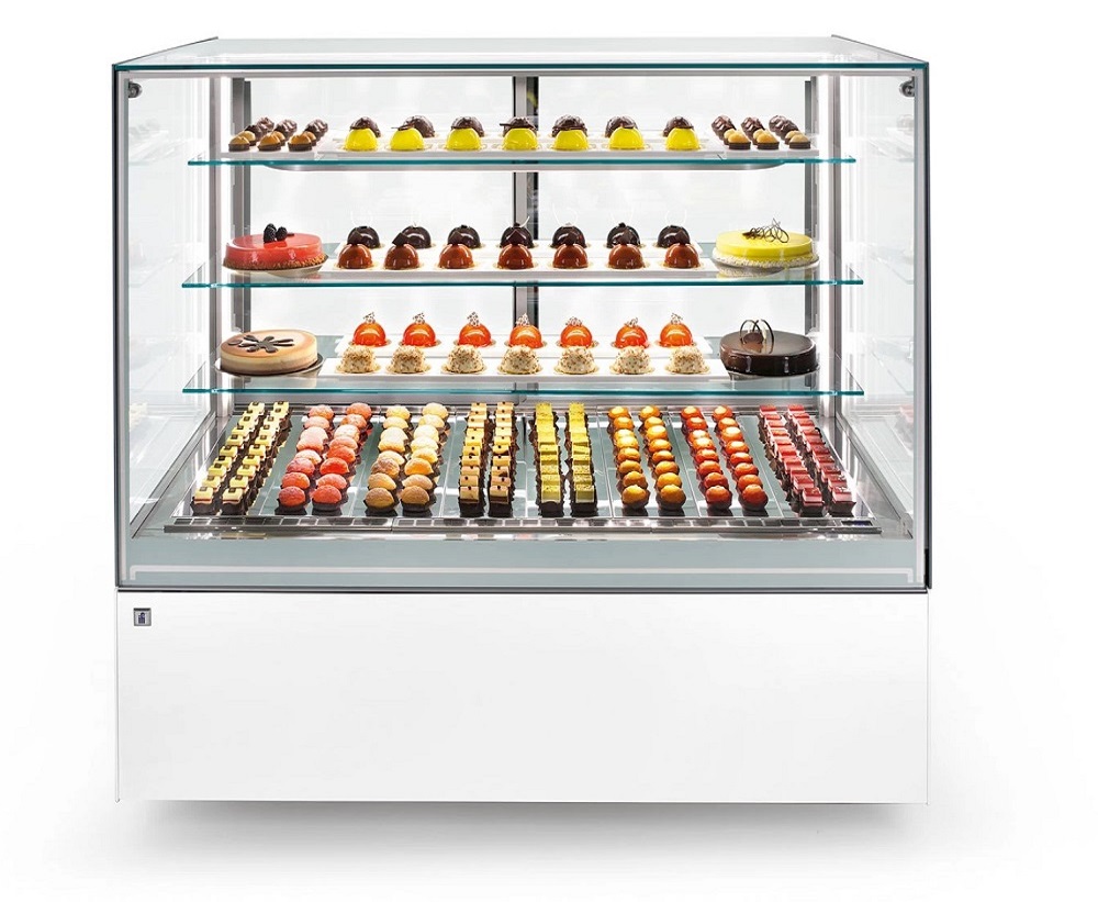 Pastry display 